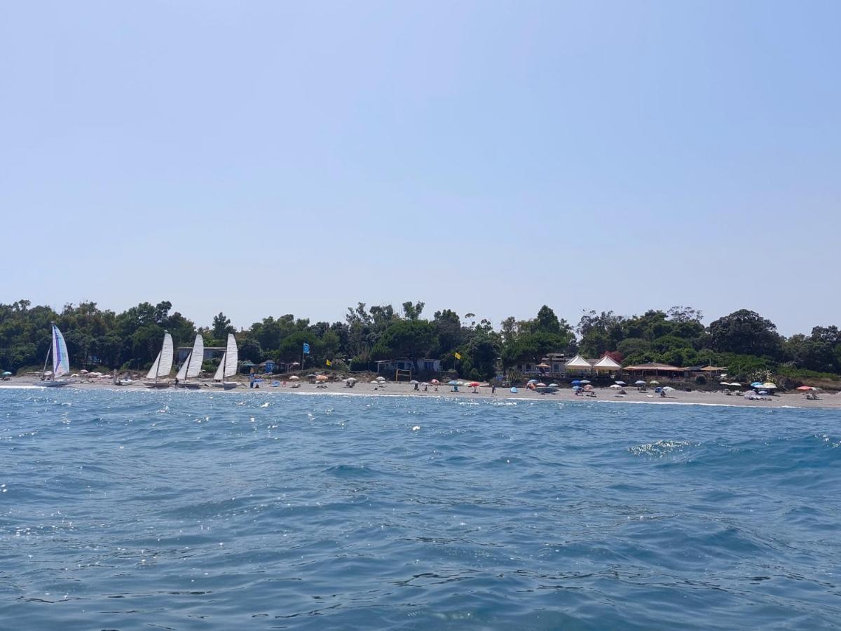 Fkk-Feriendorf Village Naturiste Club Corsicana Linguizzetta Eksteriør bilde