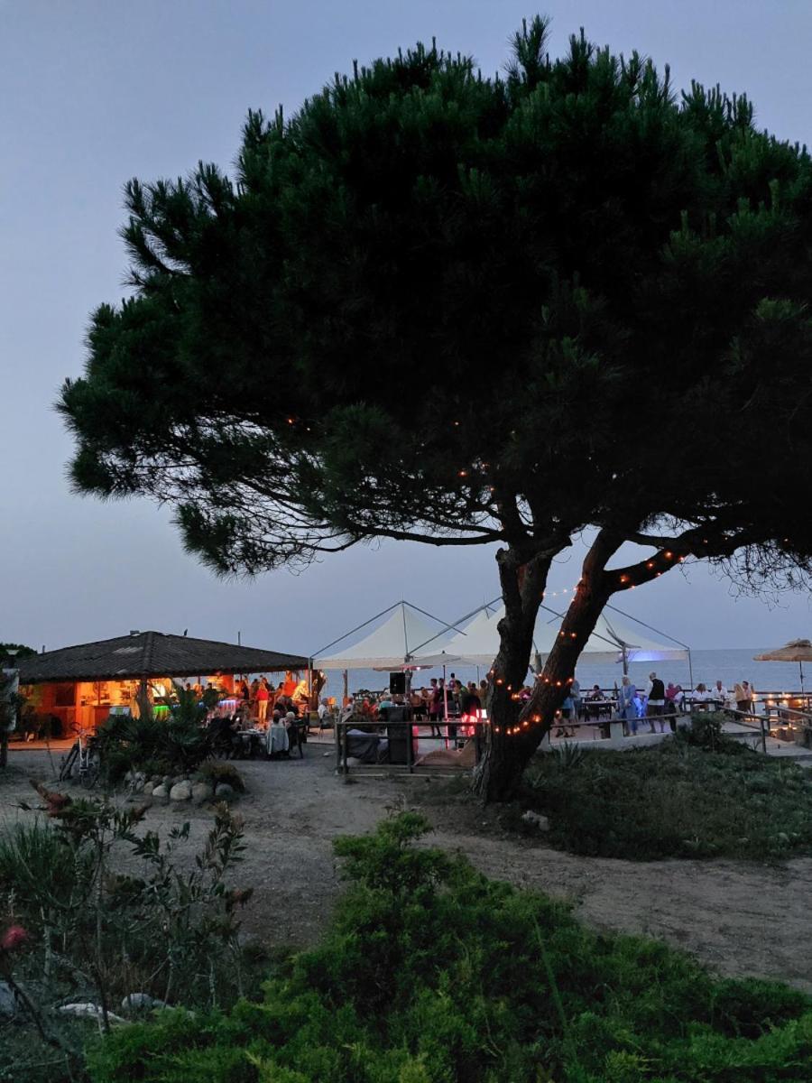Fkk-Feriendorf Village Naturiste Club Corsicana Linguizzetta Eksteriør bilde